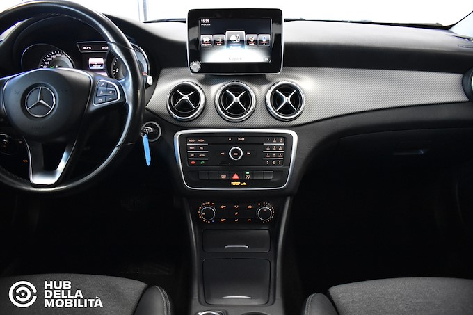 MERCEDES-BENZ GLA 180 d Automatic Executive